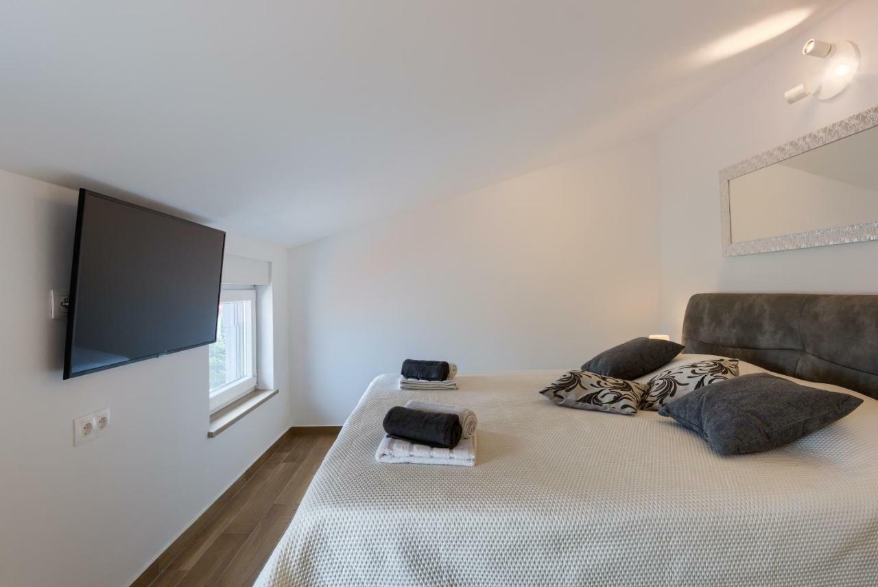 Apartments Dream In Arena 2 Pula Center Free Parking Dış mekan fotoğraf